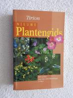 Tirion Nieuwe Plantengids - 900 soorten, 1300 afbeeldingen, Ophalen of Verzenden, Zo goed als nieuw, Bloemen, Planten en Bomen