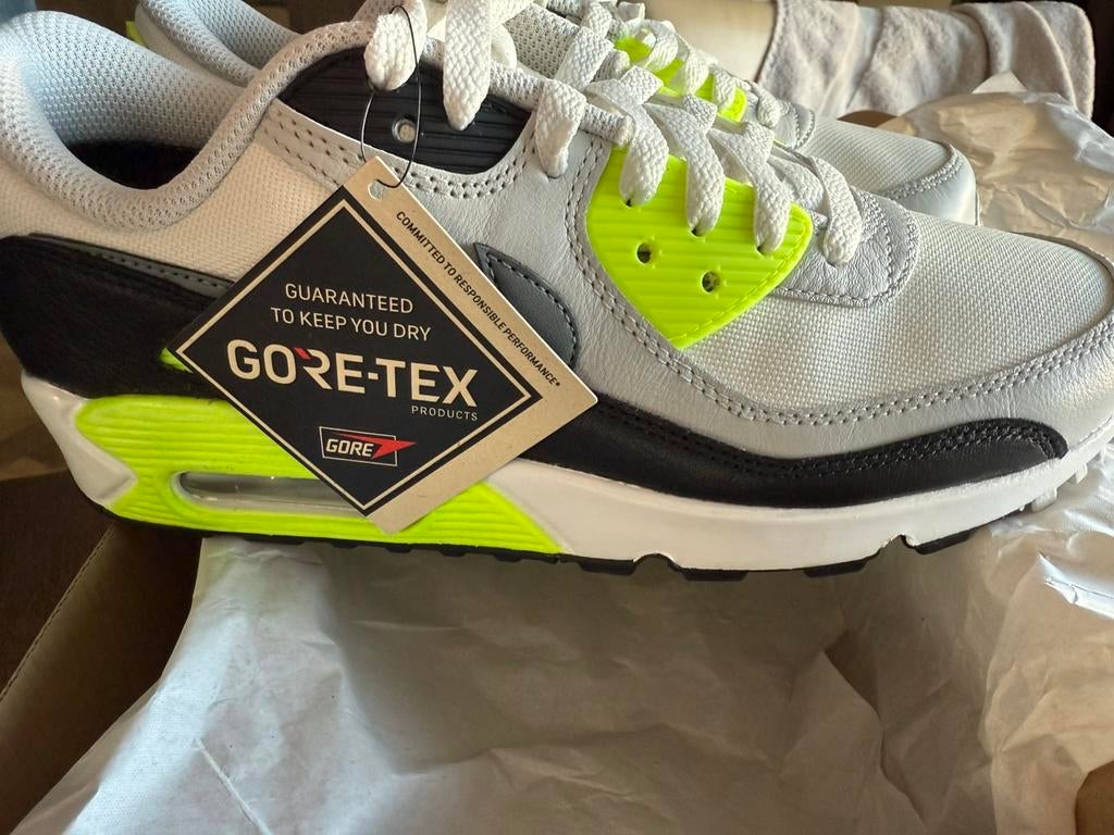 Air max 90 Goretex mt. 40, Kleding | Heren, Schoenen, Ophalen, Overige kleuren, Nieuw, Sneakers of Gympen