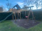 Speelhuisje met glijbaan en schommel, Kinderen en Baby's, Speelgoed | Buiten | Speelhuisjes, Ophalen, Gebruikt, Hout