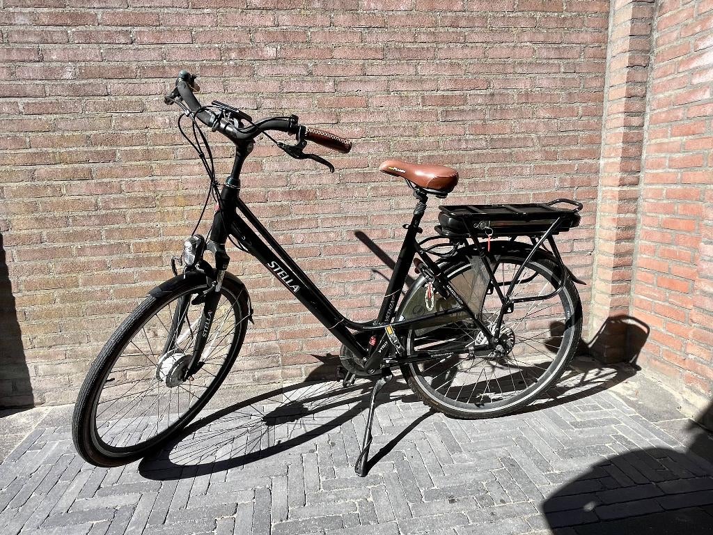 Stella Vicenza elektrische fiets – zwart, Ophalen, Gebruikt, 30 tot 50 km per accu, Overige merken