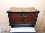 Koloniale kist , hout met metaal beslag, Huis en Inrichting, Woonaccessoires | Kisten, Ophalen, Minder dan 50 cm, Gebruikt, 50 tot 100 cm