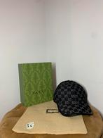 Gucci pet, Ophalen of Verzenden, Nieuw, 57 cm (M, 7⅛ inch) of minder, Pet