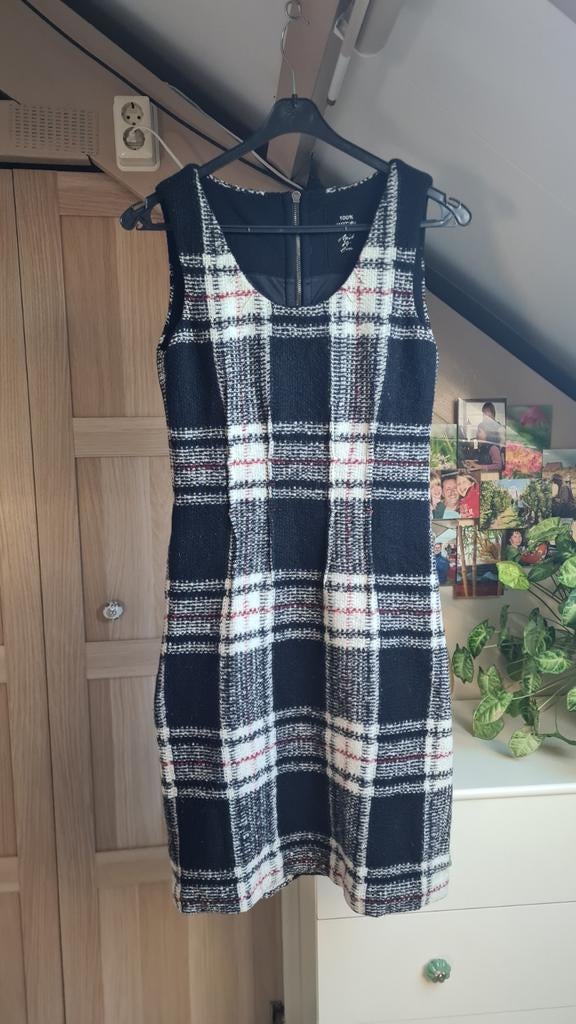 Marc cain tweed jurk maat 36, Kleding | Dames, Jurken, Zwart, Ophalen of Verzenden, Zo goed als nieuw, Maat 36 (S)