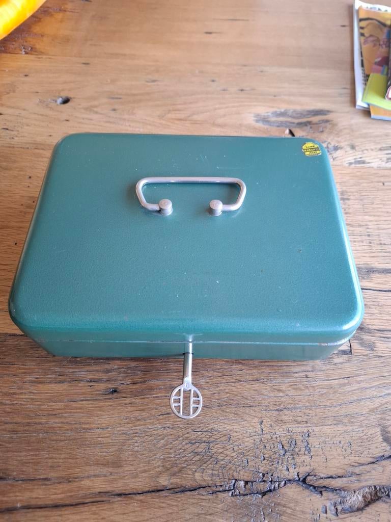 Vintage Brabantia geldkistje, Ophalen of Verzenden, Gebruikt, Metaal of Blik, Overige thema's