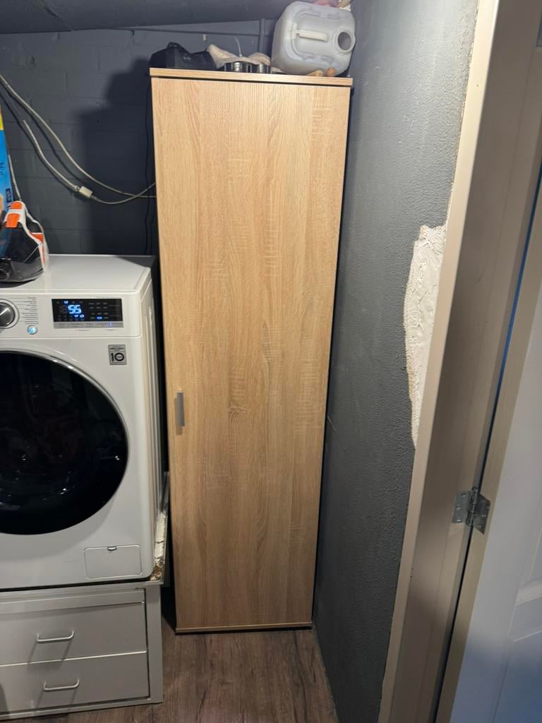 Voorraad kast 183 cm hoog 35 cm diep en 50 cm breed, Huis en Inrichting, Kasten | Boekenkasten, Ophalen, Kast, Kast, Kast