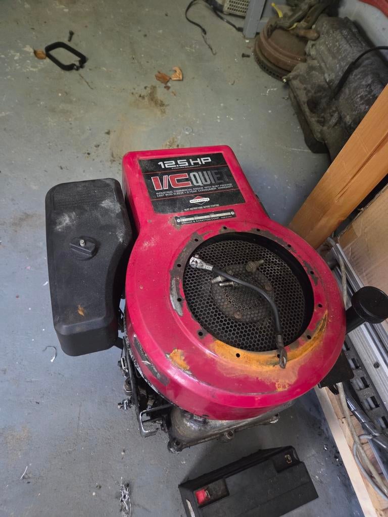 Zitmaaier motor Briggs & Stratton 12.5 HP voor onderdelen, Tuin en Terras, Zitmaaiers, Ophalen, Gebruikt, Briggs & Stratton