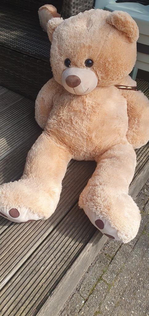 Hele grote knuffelbeer 115cm, Ophalen of Verzenden, Zo goed als nieuw, Stoffen beer, Overige merken