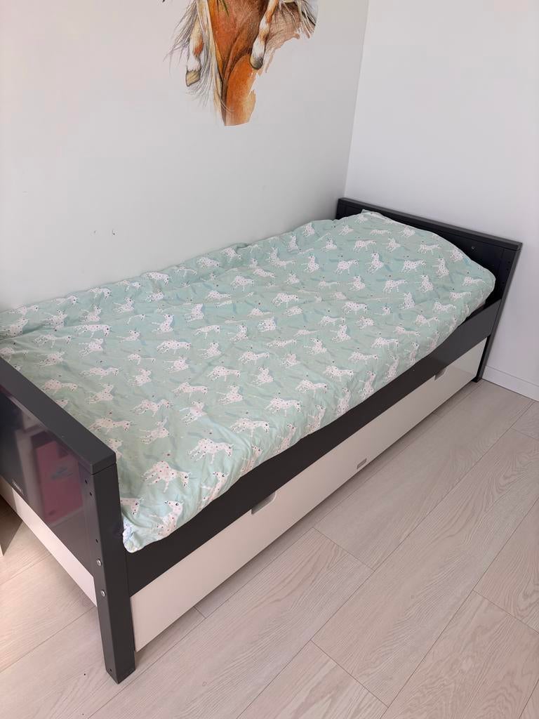 Bopita grijs bed 90x120 met lade (matras indien wenselijk), Kinderen en Baby's, Kinderkamer | Bedden, Ophalen, 85 tot 100 cm, Zo goed als nieuw