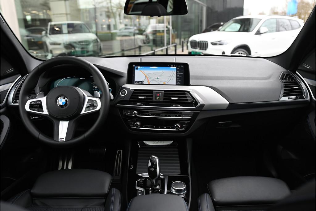 BMW X3 xDrive30e High Executive M Sport Automaat / Panoramad, Auto's, BMW, 1998 cc, Gebruikt, 4 cilinders, Leder en Stof