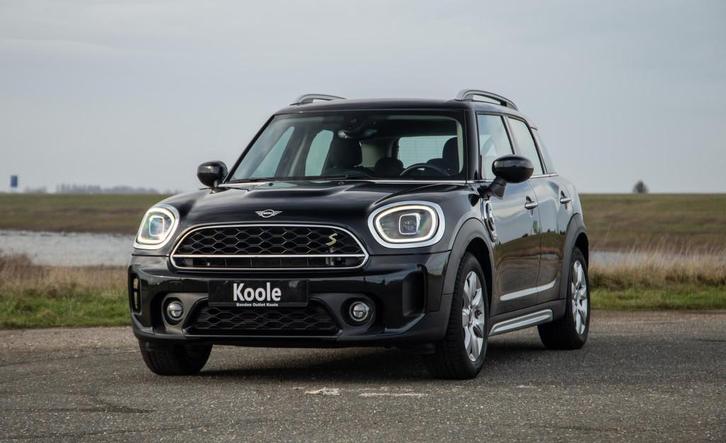 Mini Countryman 1.5 Cooper S E ALL4 Essential CAMERA / NAVI, Auto's, Mini, Particulier, Te koop, Countryman, 4x4, ABS, Achteruitrijcamera