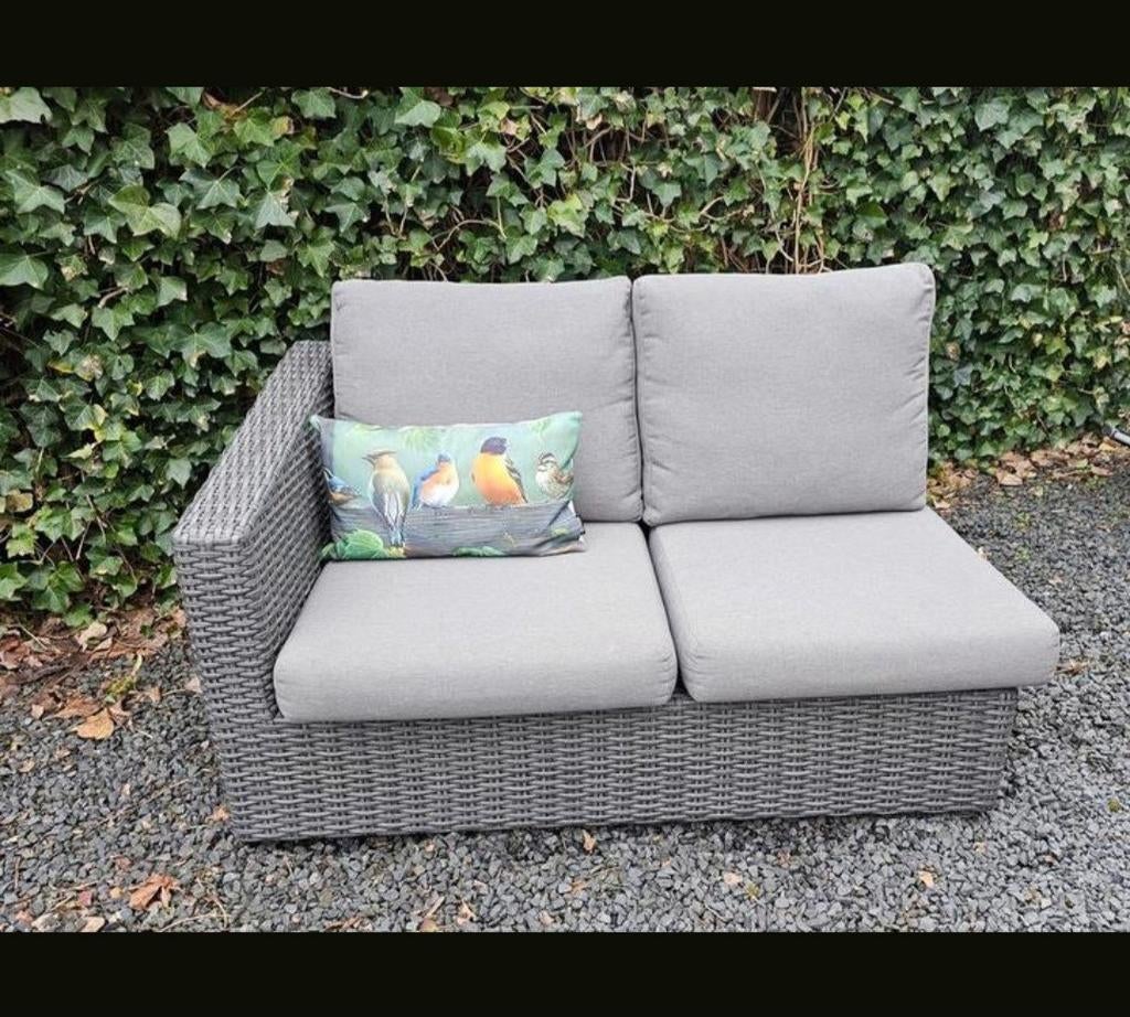 4 Seasons 2 persoons wicker antracietgrijze bank izgst, Tuin en Terras, Tuinbanken, Ophalen, Zo goed als nieuw, Wicker