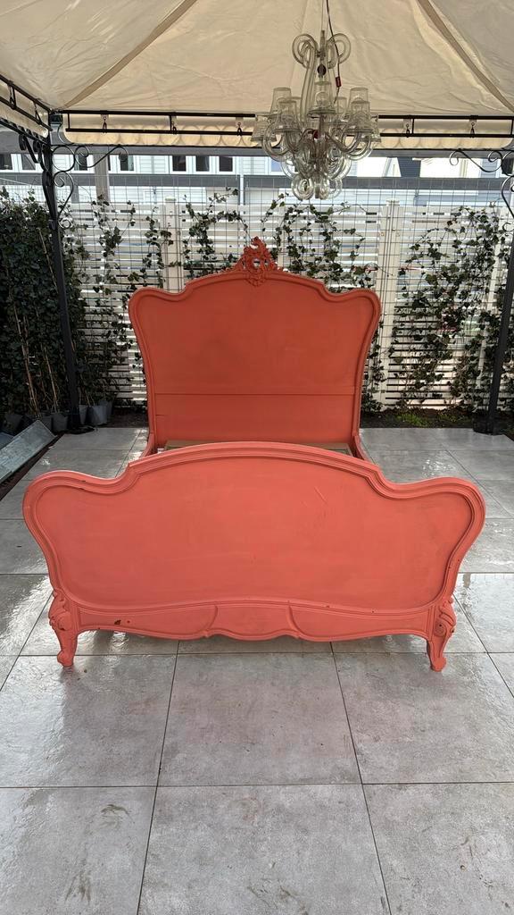 Antiek bed in krijtverf 130 x 190, Antiek en Kunst, Antiek | Meubels | Bedden, Ophalen