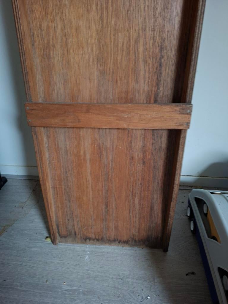 Sjoelbak met 33 stenen - Lichte vochtschade, niet verrot, Hobby en Vrije tijd, Een of twee spelers, Ophalen of Verzenden, Gebruikt