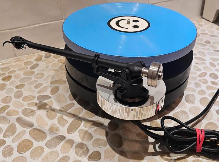 WILSON BENESCH FULL CIRCLE gloednieuwe Rega RB350+Ortofon M2, Audio, Tv en Foto, Platenspelers, Refurbished, Platenspeler, Overige merken