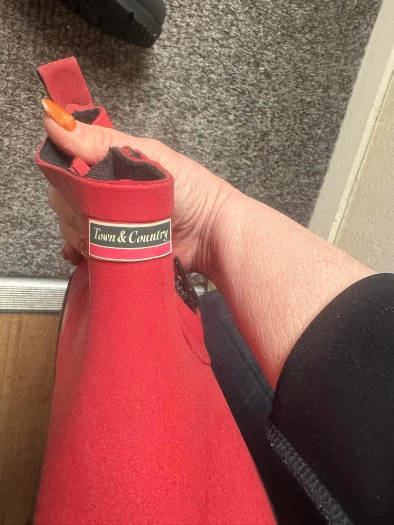 Rode regenlaarzen, maat 39  pantoffel enkellaars  en schoen, Kleding | Dames, Schoenen, Ophalen, Gedragen, Rood, Regenlaarzen