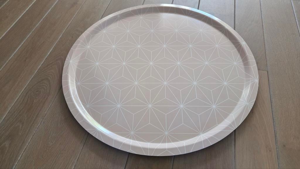 IKEA Dienblad 56cm Doorsnede lichtroze kleur met motief, Ophalen of Verzenden, Zo goed als nieuw, Kunststof, Modern
