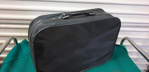 koffer style zwart met slot, Sieraden, Tassen en Uiterlijk, Koffers, Ophalen of Verzenden, 'T Olde Gre-j, Info@toldegrej.nl, Endepoelstraat 20f Didam