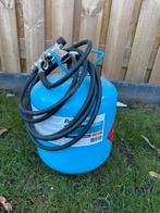 EPDM spuit met half tankje lijm, Ophalen of Verzenden, Gebruikt, Verfspuit of Verfpomp