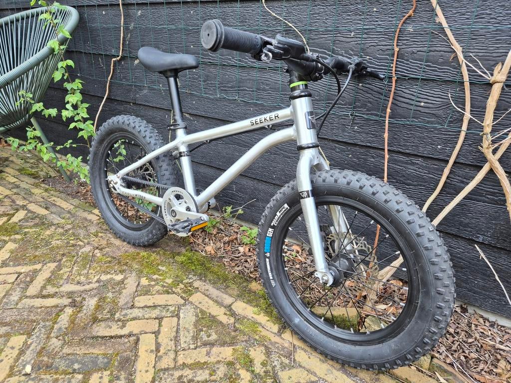 Early Rider Seeker 16" kinderfiets - Zo goed als nieuw, Fietsen en Brommers, Fietsen | Kinderfietsjes, Ophalen, Zo goed als nieuw