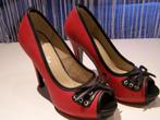 Heel mooie Pumps - rood, Kleding | Dames, Schoenen, Ophalen, Pumps, Zo goed als nieuw, Mannika top-vintage