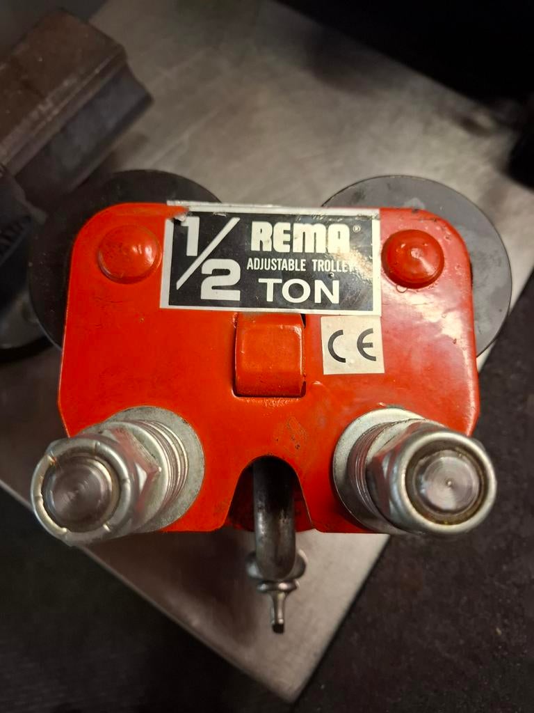 REMA verstelbare loopkat 1/2 ton, Ophalen of Verzenden, Gebruikt, Handmatig