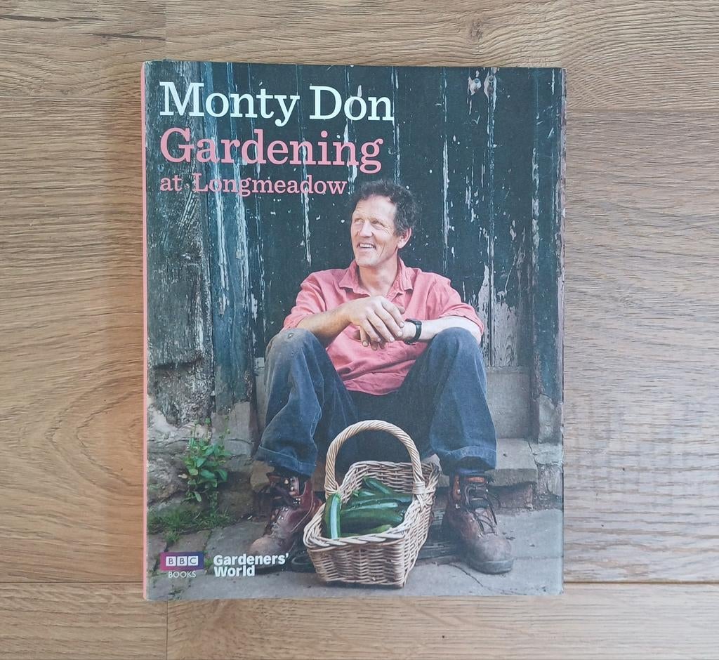 Monty Don - Gardening at Longmeadow, Boeken, Ophalen of Verzenden, Zo goed als nieuw