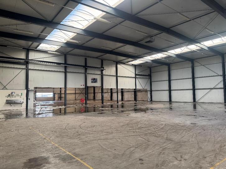 Staalconstructie 1635 m2, Doe-het-zelf en Verbouw, Metalen, Zo goed als nieuw, IJzer, Ophalen