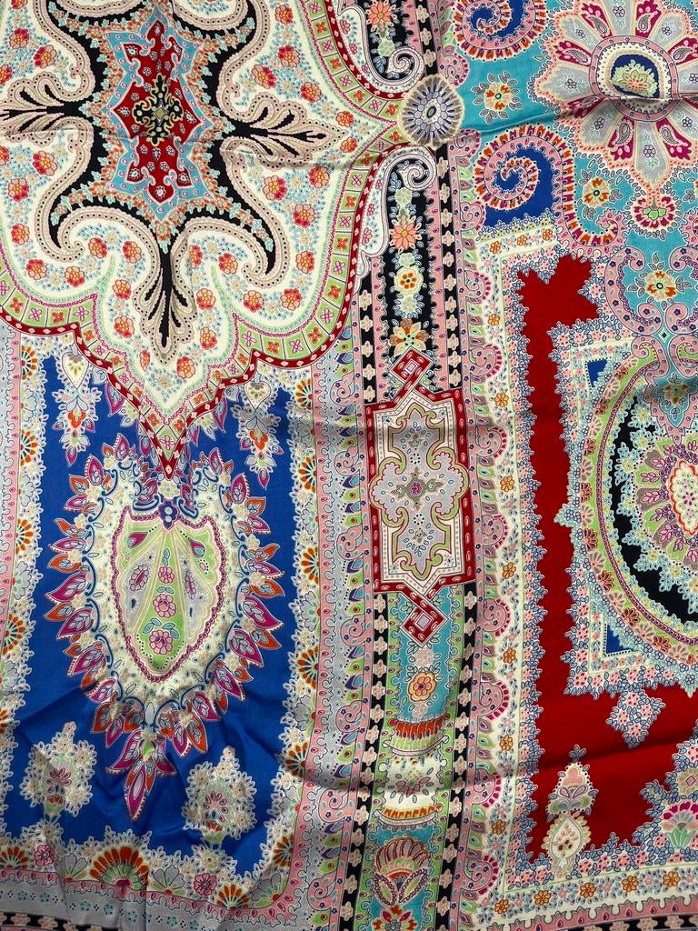 Zijden sjaal paisley motief merk roeckl, Ophalen of Verzenden, Zo goed als nieuw, Maat 46/48 (XL) of groter, Sjaal