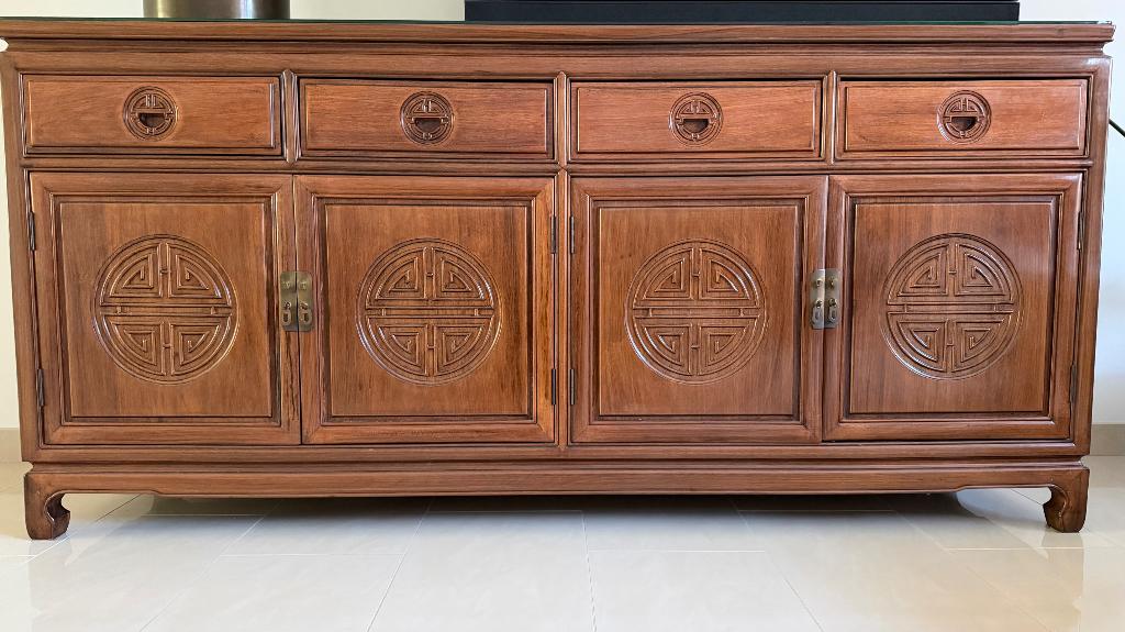 Dressoir massief Rosewood hout, Huis en Inrichting, Ophalen, Met plank(en), 150 tot 200 cm, Zo goed als nieuw
