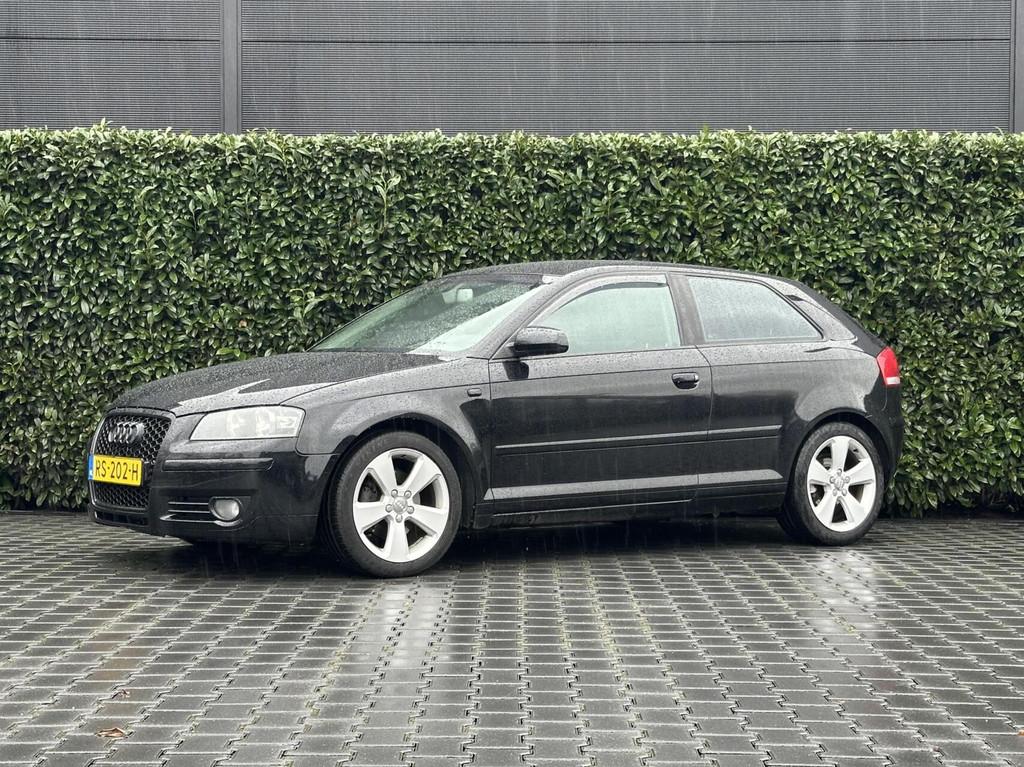 Audi A3 2.0 FSI Attraction AUTOMAAT, LEDER BOSE SOUND, CRUIS, Auto's, 4 cilinders, Traction-control, Zwart, Leder