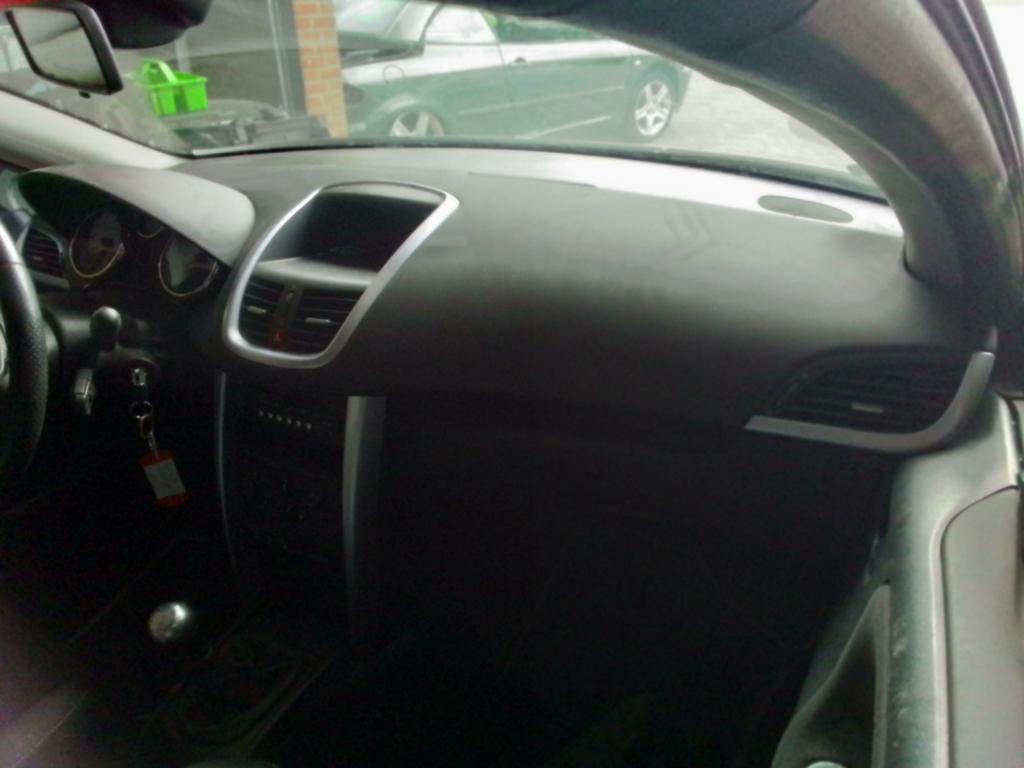 DASHBOARD PEUGEOT 207 IN NETTE STAAT, Auto-onderdelen, Interieur en Bekleding, Niet ingevuld, Gebruikt, Niet ingevuld, Ophalen of Verzenden