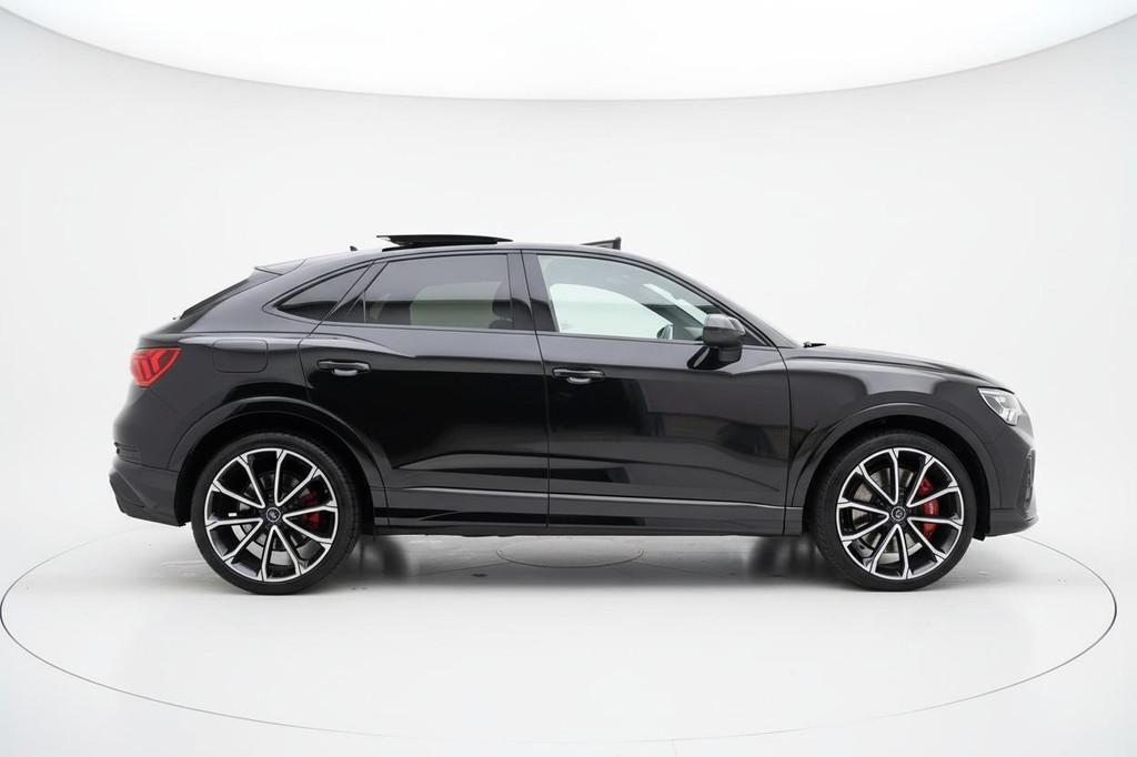 Audi RSQ3 Sportback TFSI RS Q3 PANO VIRTUAL SONOS 360 KEYL, Auto's, Audi, Automaat, Gebruikt, 1675 kg, Zwart
