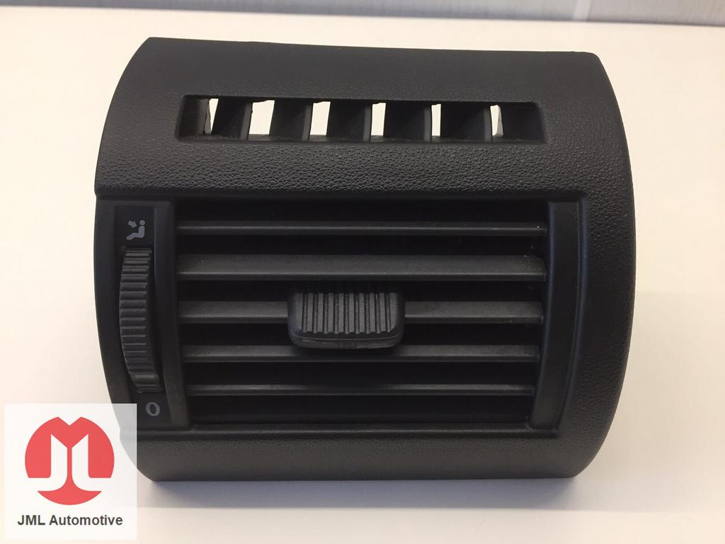 LUCHTROOSTER ZIJKANT RECHTS VW FOX, Auto-onderdelen, Carrosserie en Plaatwerk, Gebruikt, -, -, Ophalen of Verzenden