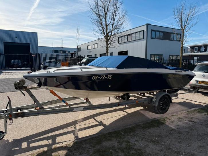 Four Winns Freedom 170 3.0 OMC VORSTSCHADE! INCL. TRAILER, Watersport en Boten, Speedboten, Zo goed als nieuw, 6 meter of meer