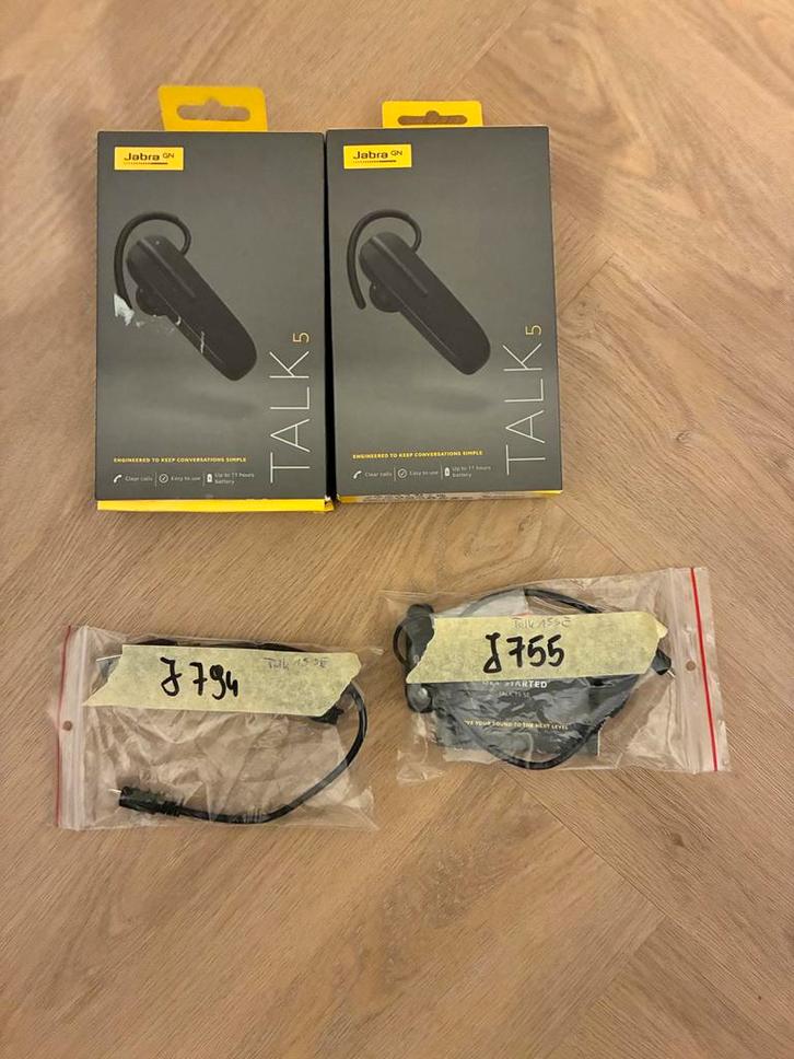Set van 4 Jabra Headsets: Talk 5 en Talk 15se, Computers en Software, Headsets, Zo goed als nieuw, Over-ear, Draadloos, Ophalen of Verzenden