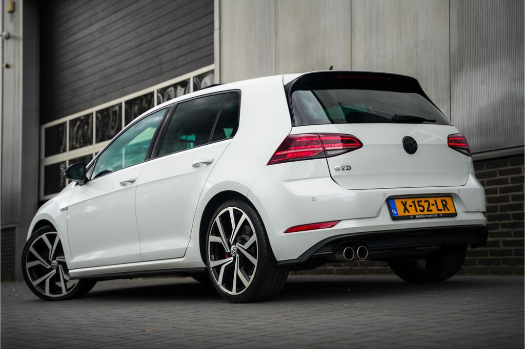 Volkswagen Golf 7.5 2.0 TDI GTD 184 pk /Automaat/ Pano-Dak/, Auto's, Stof, Gebruikt, Wit, Bedrijf