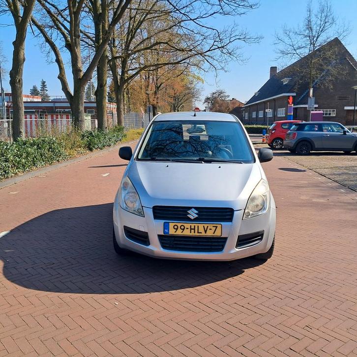 Suzuki Splash 1.0 2011 grijs, Auto's, Suzuki, Particulier, Splash, Benzine, B, Hatchback, Handgeschakeld, Origineel Nederlands