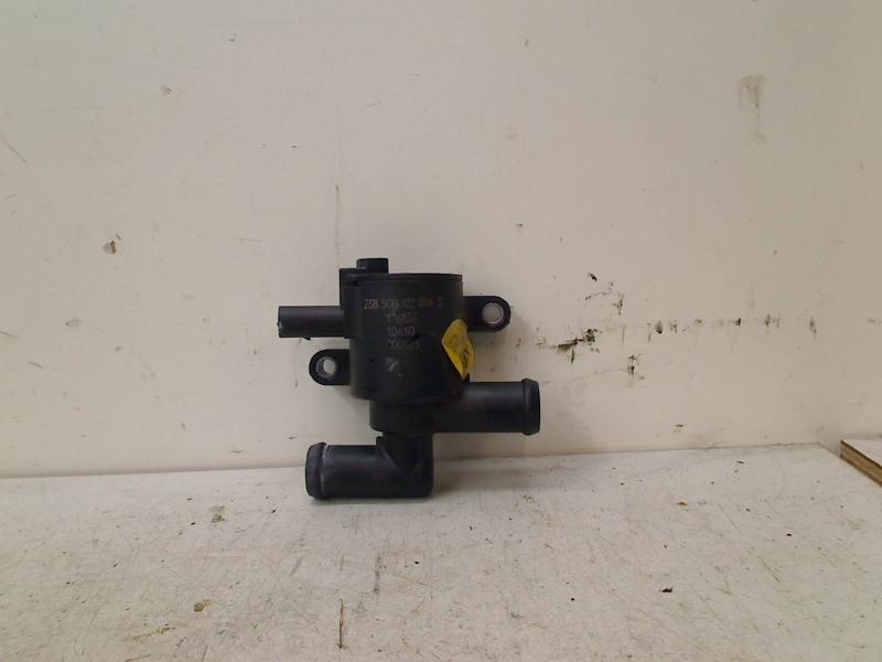 Magneetklep Waterpomp E-Tron  Golf VII (AUA) 2015, Gebruikt, Volkswagen, Volkswagen AG, Kundenbetreuung@volkswagen.de