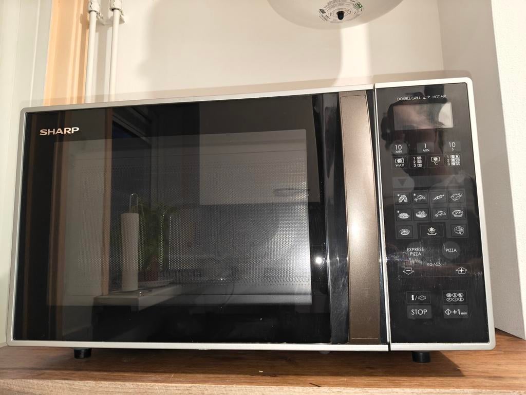 Sharp combi oven R-879(IN), Witgoed en Apparatuur, Magnetrons, Ophalen, Combimagnetron, Gebruikt, Hete lucht
