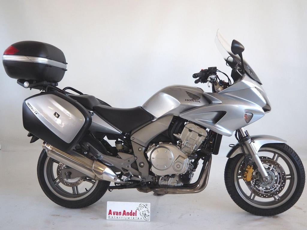 HONDA CBF 1000 A (bj 2009) 39,002 km, HONDA, 4 cilinders, Motorrijbewijs A, Bedrijf