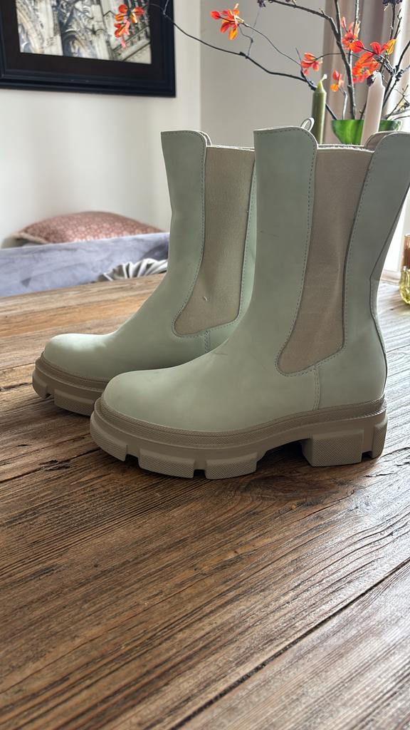 Nieuwe licht groene chelsea boots laarsjes maat 36, Ophalen, Nieuw, Groen, Lage of Enkellaarzen
