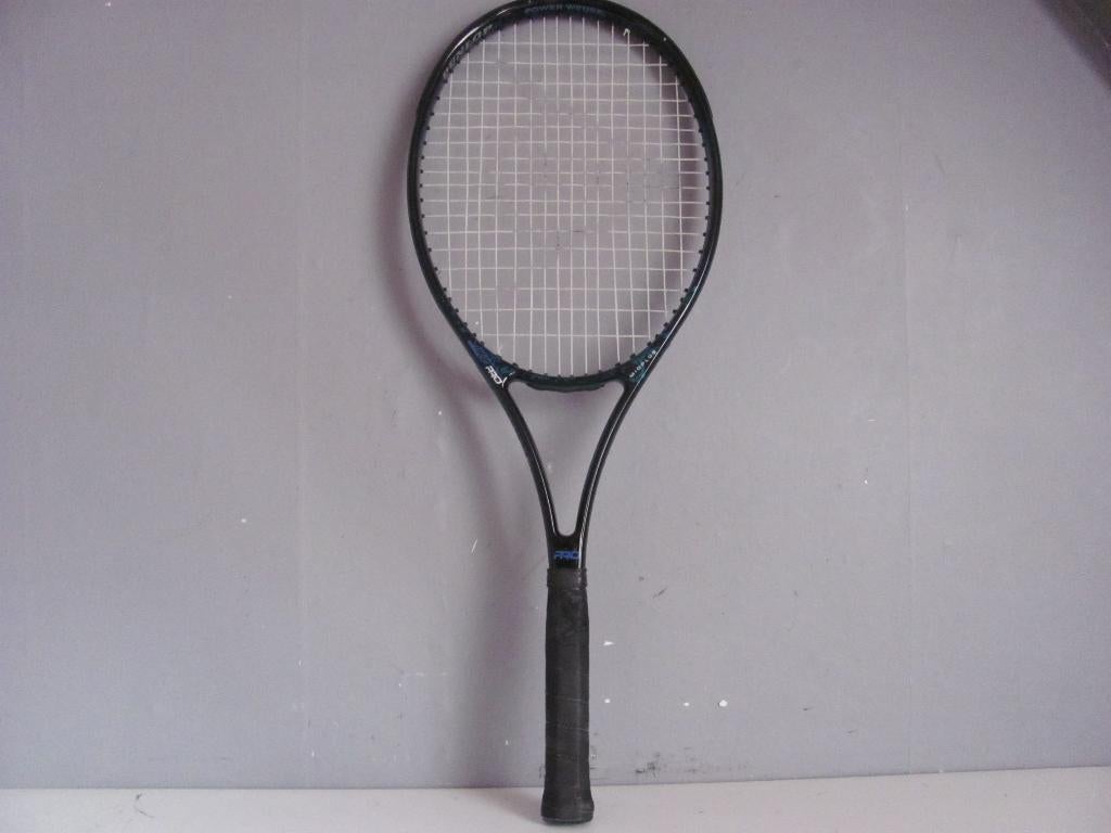 tennisracket van Dunlop pro laser L=4 met goede bespanning, Sport en Fitness, Tennis, L4, Ophalen of Verzenden, Zo goed als nieuw