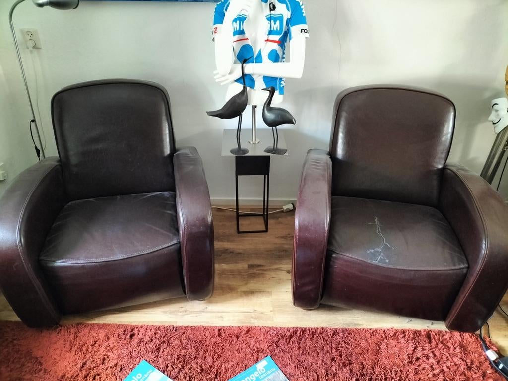 Twee donkerbruine leren stoelen, Huis en Inrichting, Stoelen, Gebruikt, Twee, Leer, Bruin, Ophalen