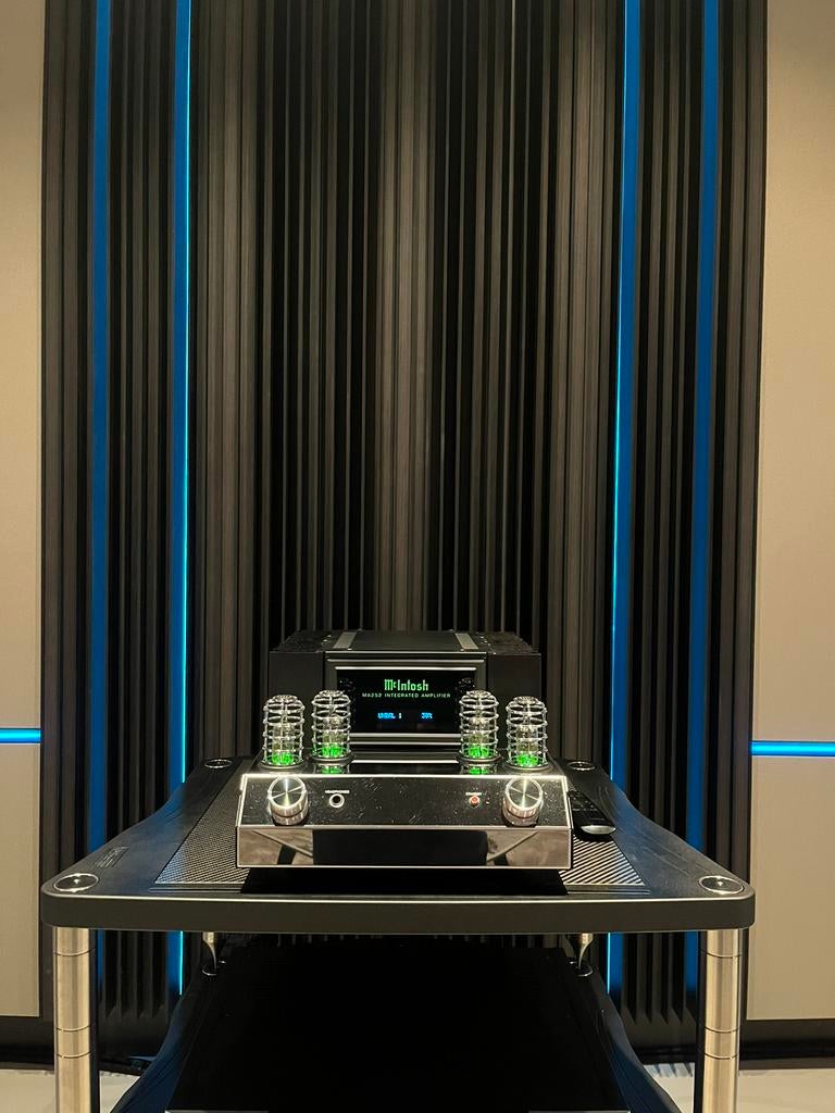 McIntosh MA252 Hybride versterker - Buizen - Winkelmodel, Tuner of Radio, Losse componenten, Zo goed als nieuw, Ophalen