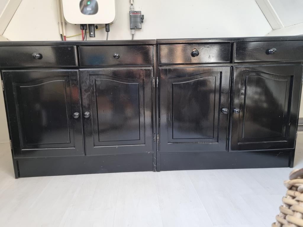 2 zwarte houten kasten met lades en deuren, Ophalen of Verzenden, Gebruikt