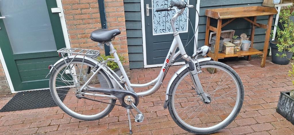 Sportieve damesfiets met vering en versnellingen, Fietsen en Brommers, Overige merken, Gebruikt, Ophalen of Verzenden, 50 tot 53 cm