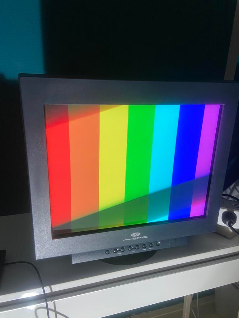 4x LaCie electron 22 Blue IV, Gebruikt, 101 t/m 150 Hz, Minder dan 1 ms, Overige typen