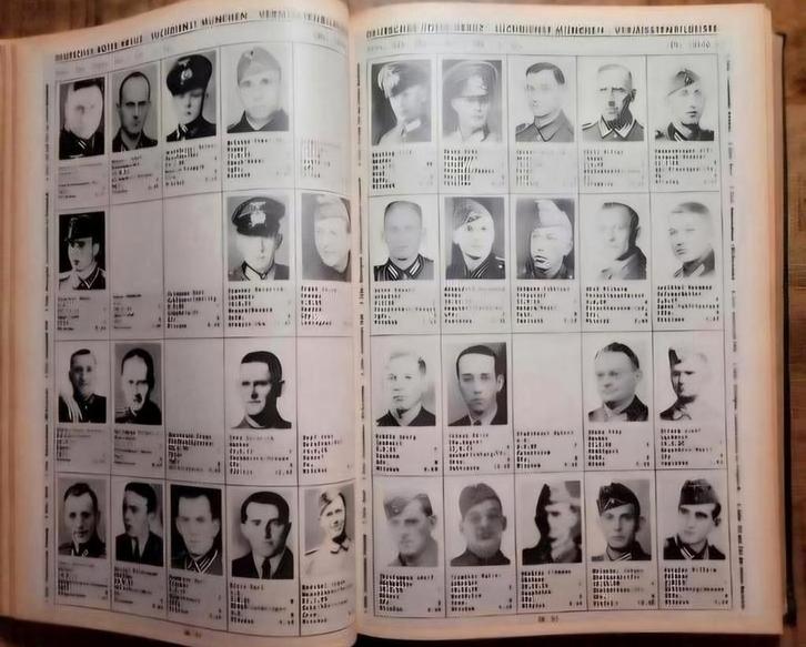 DRK rode kruis Duits Vermiste Grenadier soldaten Rgt 1BK, Verzamelen, Militaria | Tweede Wereldoorlog, Boek of Tijdschrift, Duitsland