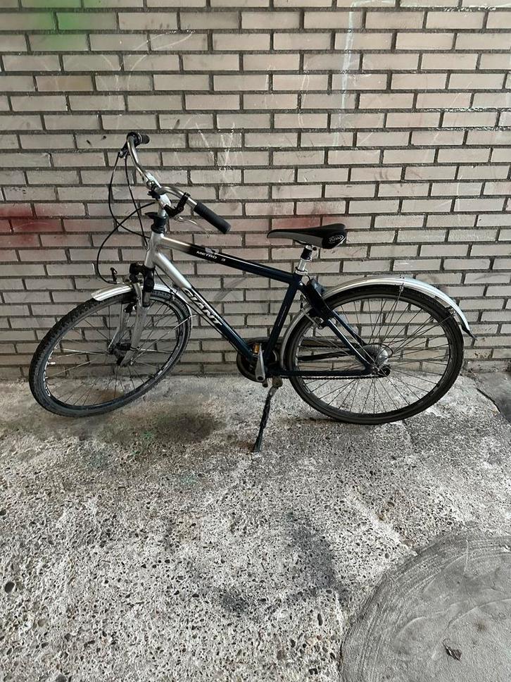 Gebruikte Giant fiets met kapotte trapper, Fietsen en Brommers, Fietsen | Heren | Herenfietsen, Gebruikt, Giant, Ophalen
