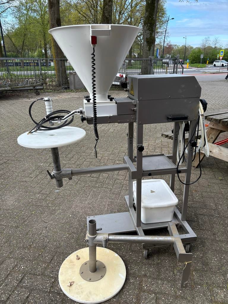 Unidos oliebollendoseermachine, Ophalen, Gebruikt, Bakkerij en Slagerij